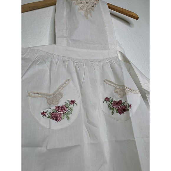 Dutch Novelties Embroidered Roses Lace Cream Apron Pockets New Vintage Condition - Picture 5 of 12